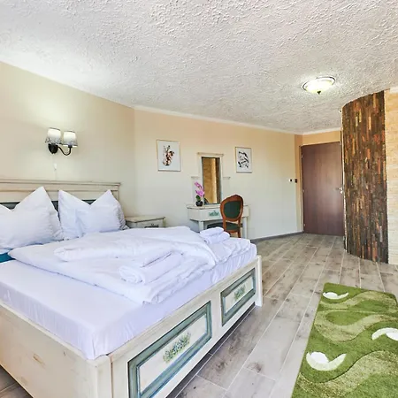 Szent Kristof Borbirtok Bed & Breakfast Zamardi